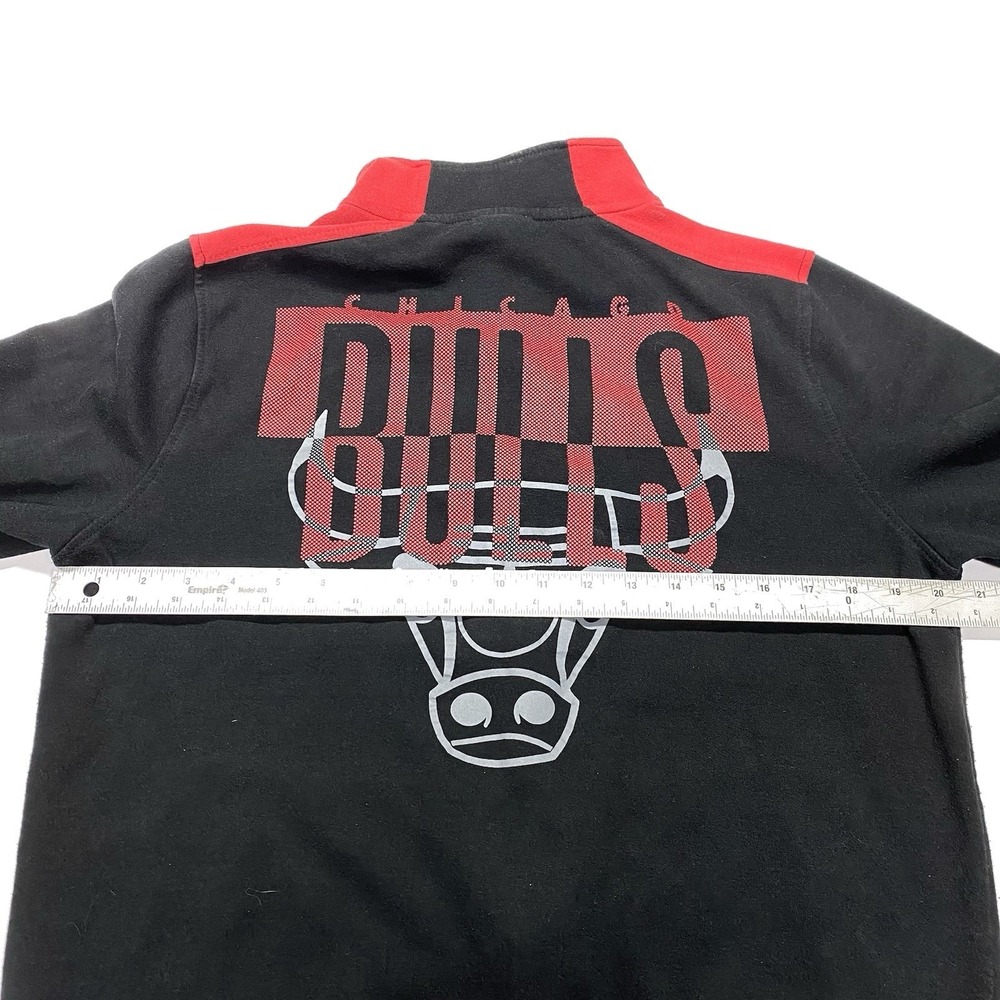 NBA Chicago Bulls Basketball Black Red Full Zip Jacket Size Medium - Picture 13 of 13
